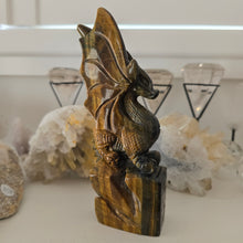Load image into Gallery viewer, Tiger's Eye Dragon