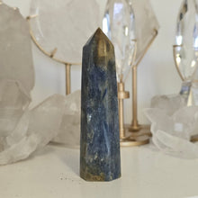 Load image into Gallery viewer, Blue Kyanite Tower
