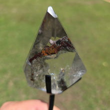 Load image into Gallery viewer, Garden Quartz Freeform on Stand