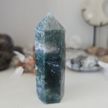 Load image into Gallery viewer, Moss Agate Tower