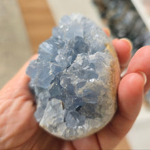 Load image into Gallery viewer, Celestite Cluster Egg