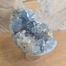 Load image into Gallery viewer, Celestite Cluster Egg