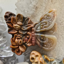 Load image into Gallery viewer, Alashan Agate Lotus Flower Butterfly