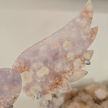 Load image into Gallery viewer, Amethyst X Flower Agate Heart Wings