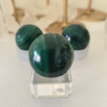 Load image into Gallery viewer, Malachite Sphere