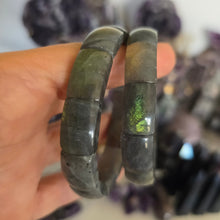 Load image into Gallery viewer, Labradorite Bracelet - High Quality