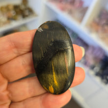 Load image into Gallery viewer, Mara Mamba Tiger's Eye Palmstone