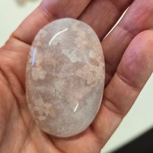Load image into Gallery viewer, Flower Agate Palmstone