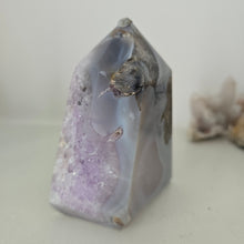 Load image into Gallery viewer, Amethyst Agate Freeform