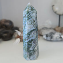 Load image into Gallery viewer, Moss Agate Tower