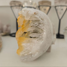 Load image into Gallery viewer, Quartz Cluster Stone Skull