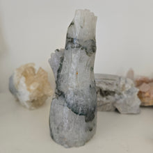 Load image into Gallery viewer, Moss Agate Owl in Tree Stump