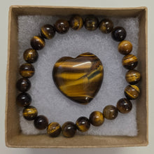 Load image into Gallery viewer, Tiger's Eye Bracelet and Heart Boxset