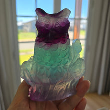 Load image into Gallery viewer, Rainbow Fluorite Owl