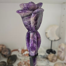 Load image into Gallery viewer, Chevron Amethyst Rose with Stand