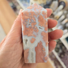 Load image into Gallery viewer, Pink Agate Tower