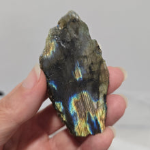 Load image into Gallery viewer, Labradorite Slab
