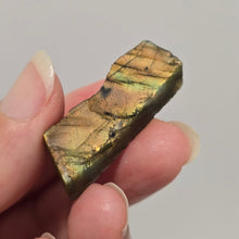 Load image into Gallery viewer, Labradorite Slab