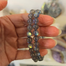 Load image into Gallery viewer, Labradorite Bracelet - High Quality - 8 mm