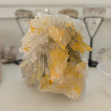 Load image into Gallery viewer, Quartz Cluster Stone Skull