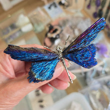 Load image into Gallery viewer, Aura Kyanite Dragonfly - Blue