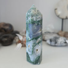 Load image into Gallery viewer, Moss Agate Tower