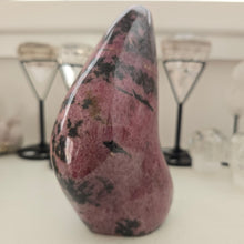 Load image into Gallery viewer, Rhodonite Freeform
