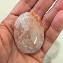 Load image into Gallery viewer, Flower Agate Palmstone
