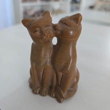Load image into Gallery viewer, Jade Cats