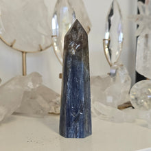 Load image into Gallery viewer, Blue Kyanite Tower