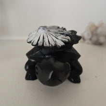 Load image into Gallery viewer, Chrysanthemum Stone Turtle