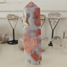 Load image into Gallery viewer, Pink Agate Tower