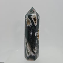 Load image into Gallery viewer, Moss Agate Tower