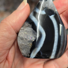 Load image into Gallery viewer, Black Onyx and Quartz Flame