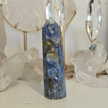 Load image into Gallery viewer, Blue Kyanite Tower