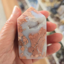Load image into Gallery viewer, Pink Agate Tower