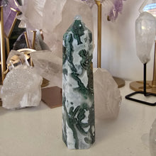 Load image into Gallery viewer, Moss Agate Tower