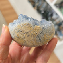 Load image into Gallery viewer, Celestite Cluster Egg