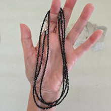 Load image into Gallery viewer, Black Spinel Faceted Necklace
