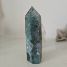 Load image into Gallery viewer, Moss Agate Tower