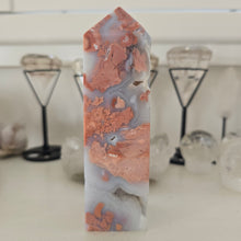 Load image into Gallery viewer, Pink Agate Tower