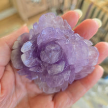 Load image into Gallery viewer, Amethyst Rose on Stand