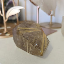 Load image into Gallery viewer, Rutile Quartz Freeform