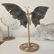 Load image into Gallery viewer, Purple Labradorite Wings