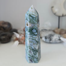 Load image into Gallery viewer, Moss Agate Tower