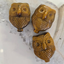 Load image into Gallery viewer, Tiger's Eye Owl Carving