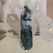 Load image into Gallery viewer, Moss Agate Tower