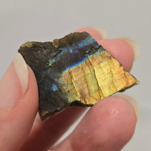 Load image into Gallery viewer, Labradorite Slab