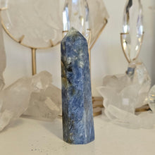 Load image into Gallery viewer, Blue Kyanite Tower