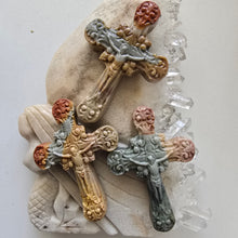 Load image into Gallery viewer, Alashan Agate Cross